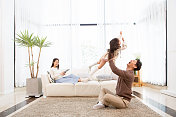 Happy family创意图片素材 - Imazins RF