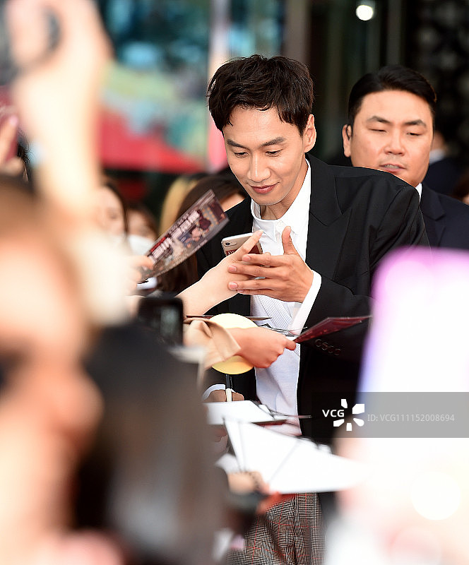 又有综艺可以撸了!刘在石出席《犯人就是你》