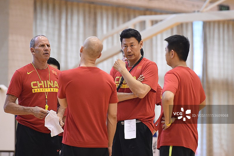 2018中澳男篮对抗赛前瞻:中国男篮红队训练备
