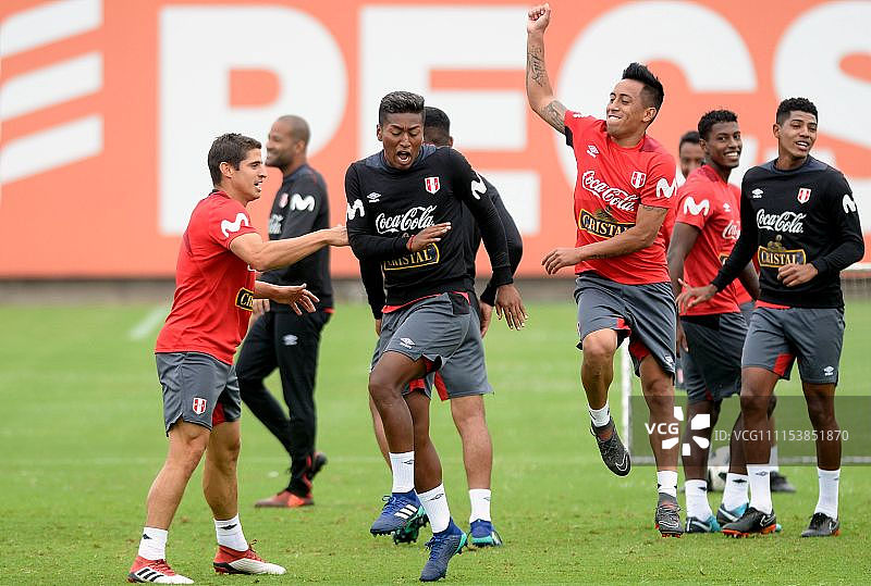 2018俄罗斯世界杯前瞻:秘鲁训练备战 队长遭禁