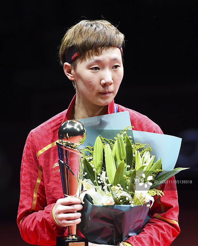 2018中国乒乓球公开赛女单颁奖仪式:王曼昱夺