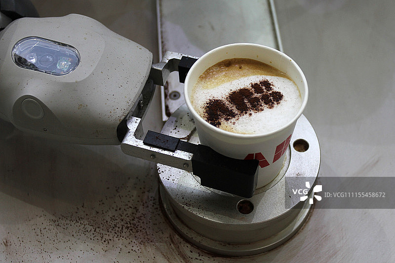 首届武汉国际自动化与机器人展览会开幕 机器