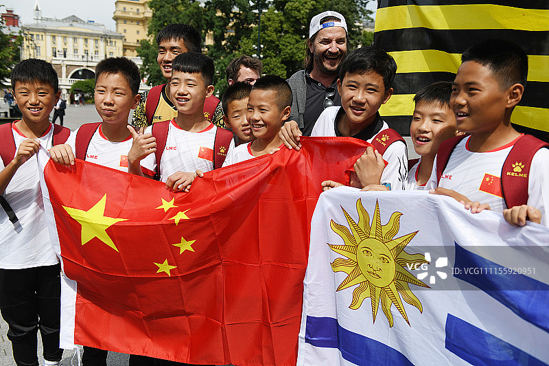 2018俄罗斯世界杯:中国小球员抵达莫斯科 将以