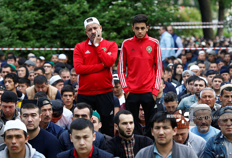 2018俄罗斯世界杯:摩洛哥球迷参加祷告仪式 斋