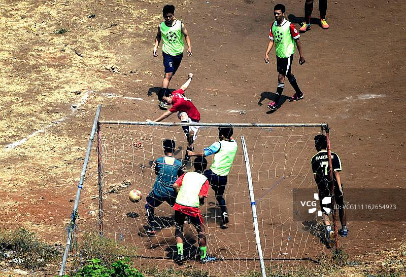 2018亚运会:雅加达街头足球赛如火如荼举行