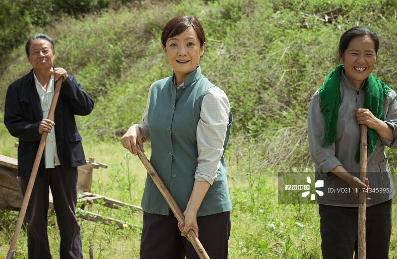 农村史诗大剧《黄土高天》登陆央视 董勇,王海燕主演