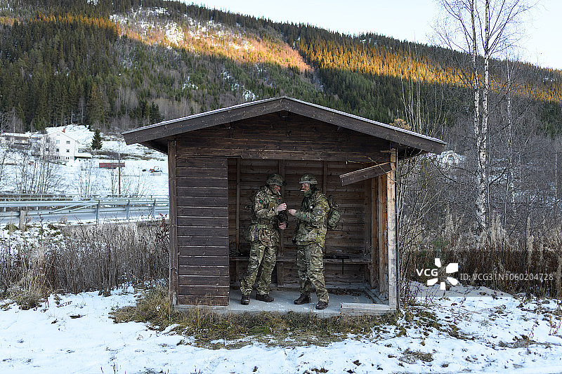 挪威:北约三叉戟接点军演持续举行
