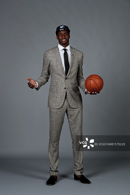 孟菲斯灰熊召开发布会 4号秀小贾伦·杰克逊领