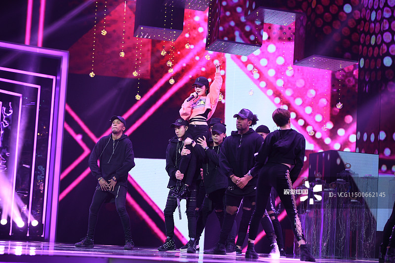 (现场)2017中国电视剧品质盛典:文章热泪盈眶