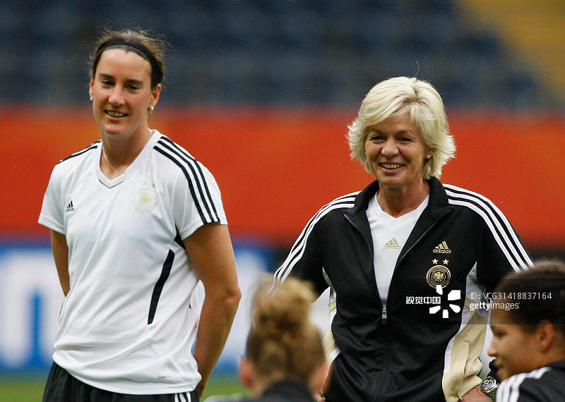 2011女足世界杯A组:德国队战绩不俗 主教练西