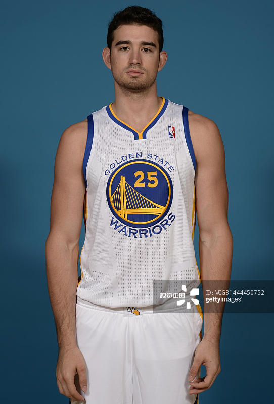 13\/14NBA前瞻:库里、汤普森领衔拍摄勇士队新