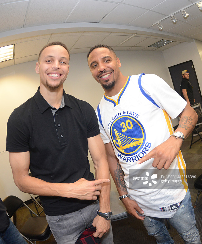 15\/16NBA常规赛:勇士125-104灰熊 夺得赛季7