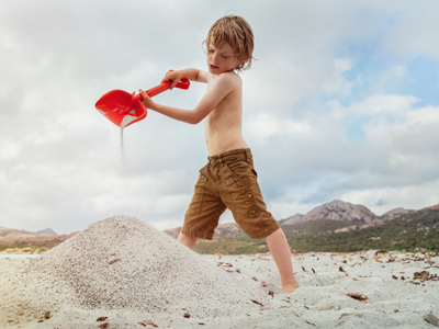 boy in nature gettyimages图片素材