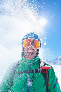 Portrait of mature male skier covered in powder snow, Mont Blanc massif, Graian Alps, France gettyimages图片素材